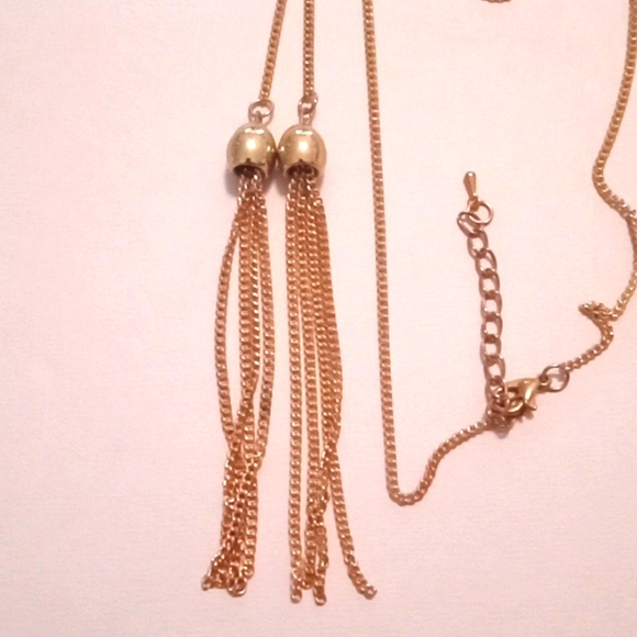 #134.    3 Piece Necklace Bundle - Picture 8 of 8